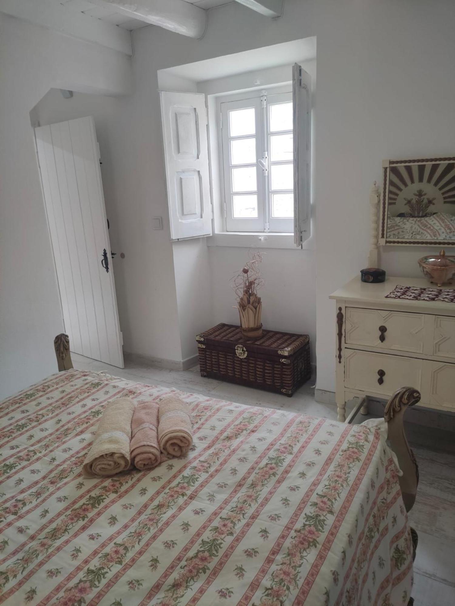 Casa Das Janelinhas - Cottage Near Sintra, Mafra, Ericeira Eksteriør bilde
